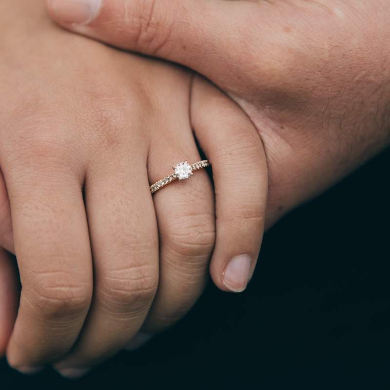 How to Pick and Engagement Ring