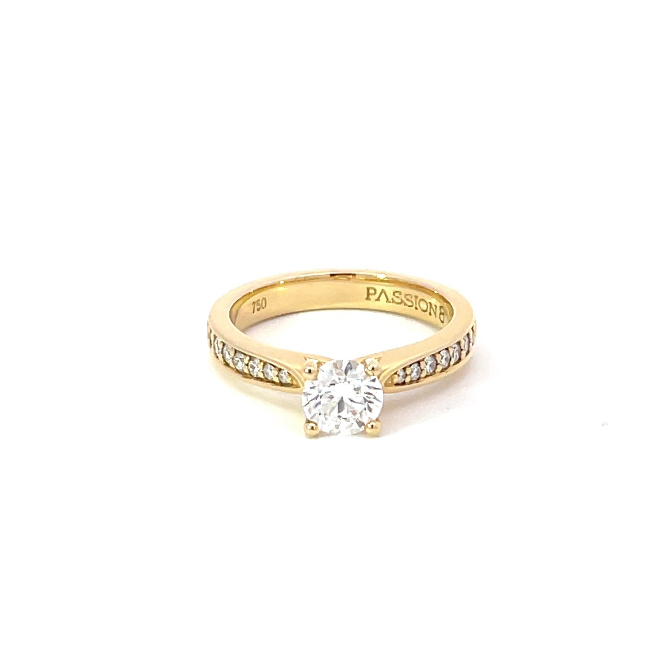 18ct Yellow Gold Passion8 Round Brilliant Diamond Solitaire Ring