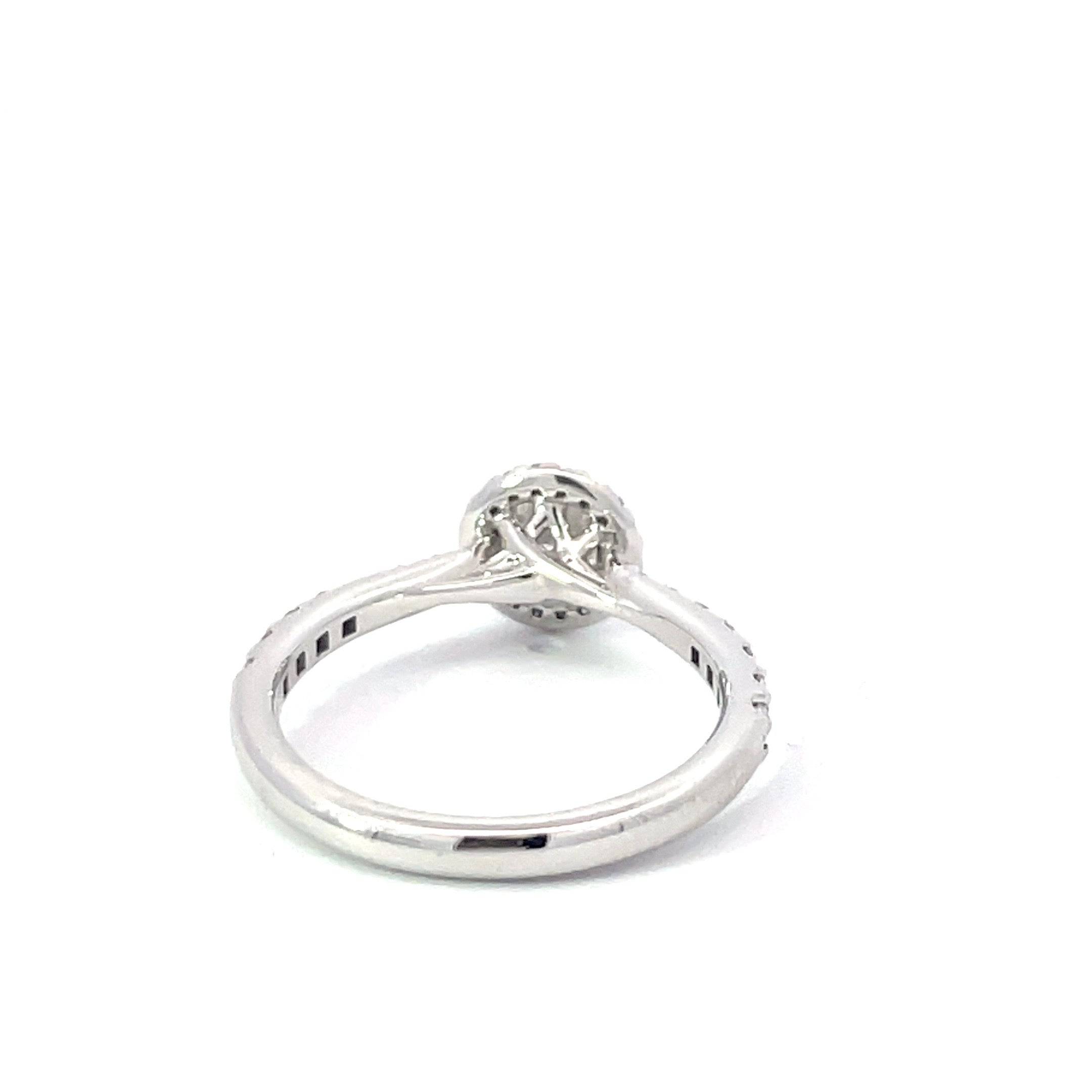 18ct White Gold Passion8 Round Brilliant Diamond Halo Ring