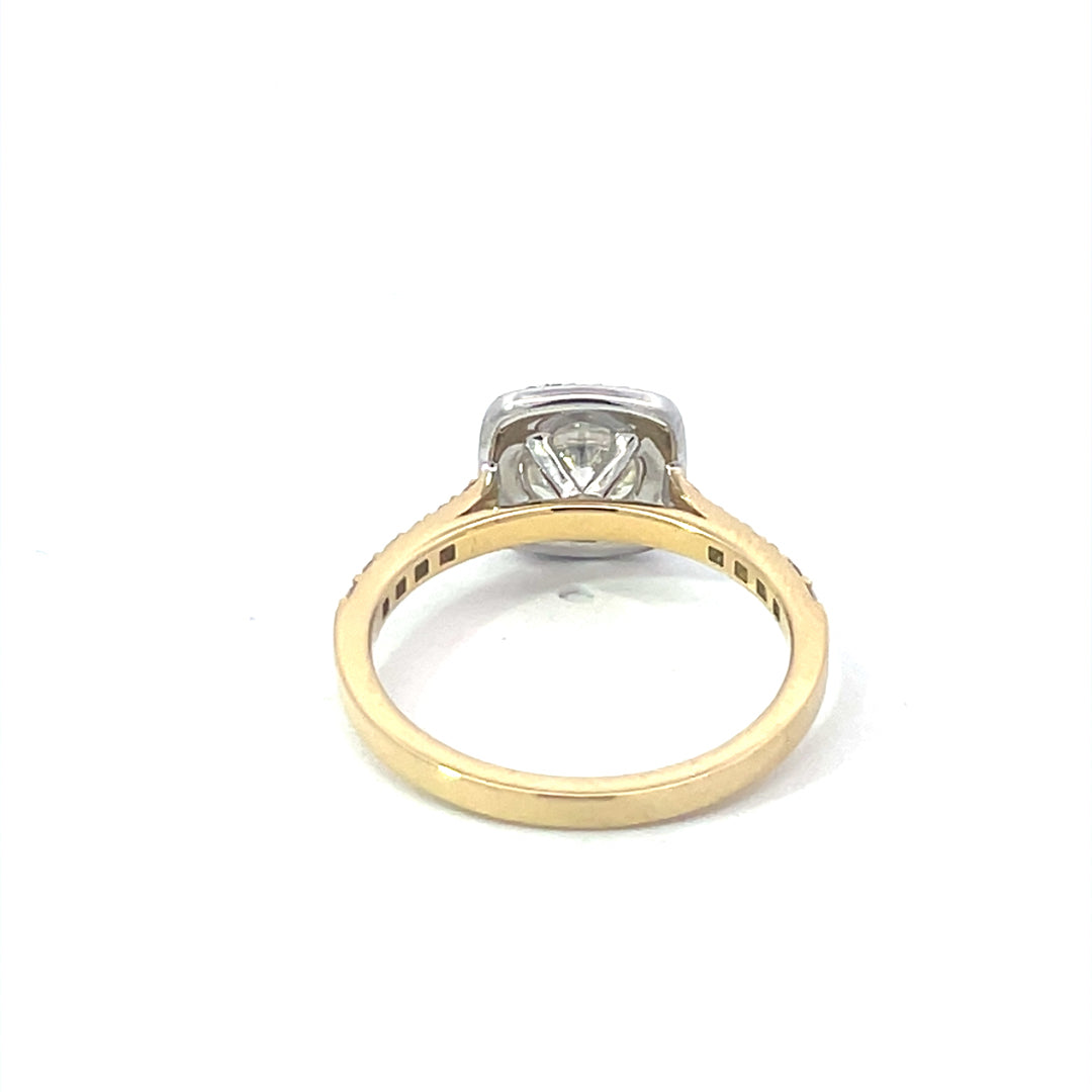 18ct Yellow Gold Round Brilliant Diamond Halo Ring