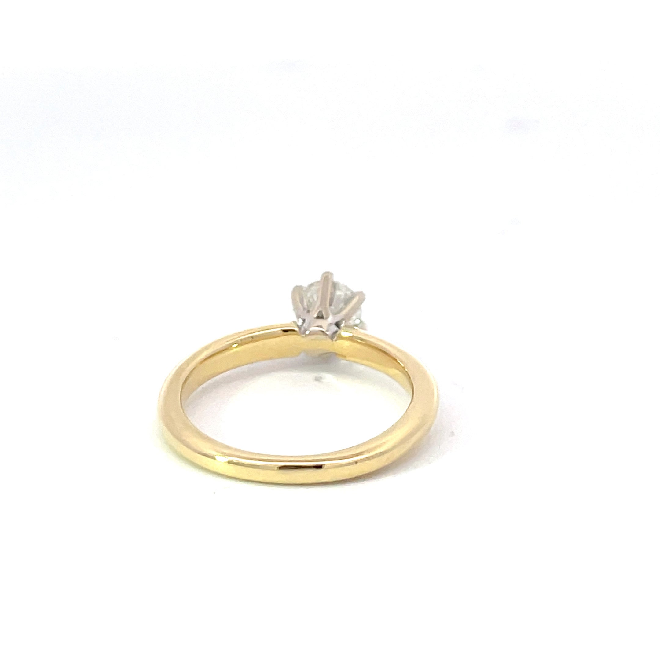 18ct Yellow Gold Passion 8 Diamond Ring