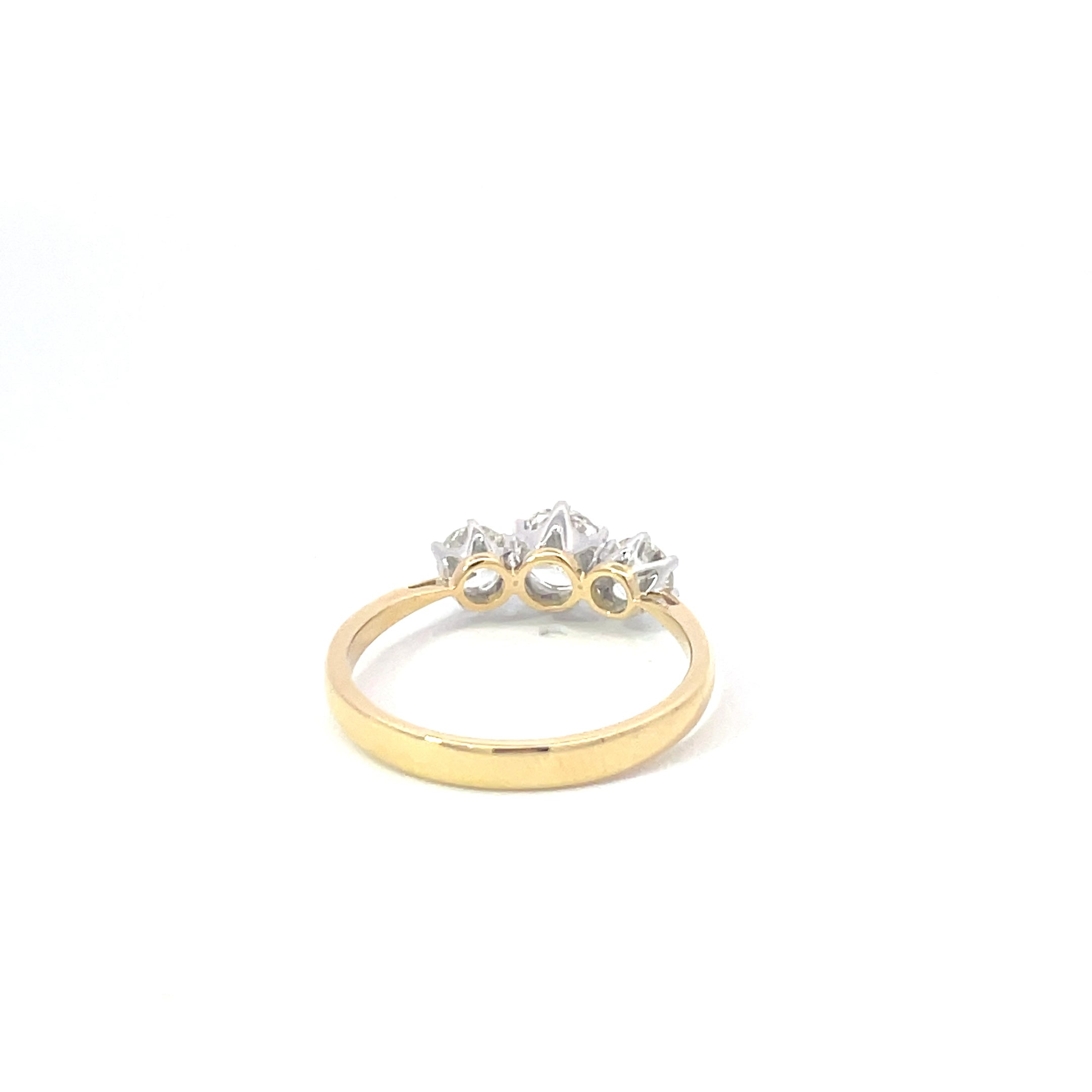 18ct Yellow Gold Diamond Trilogy Ring