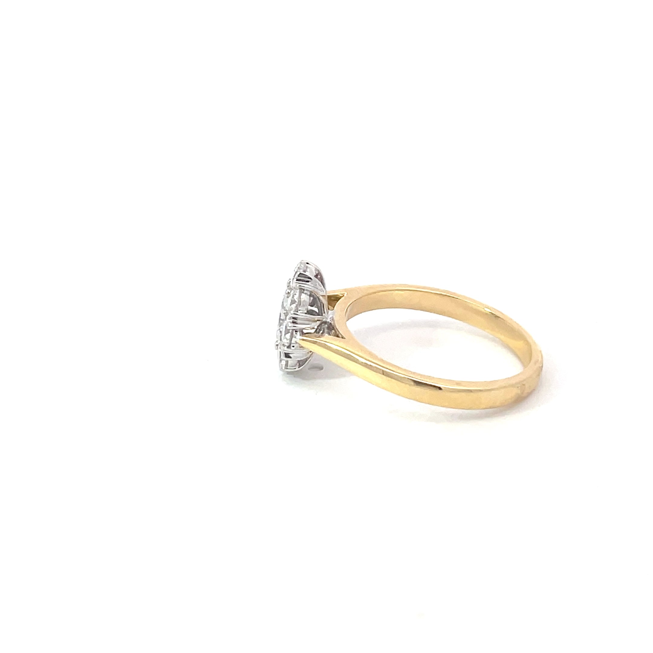 18ct Yellow Gold Oval Diamond Ring