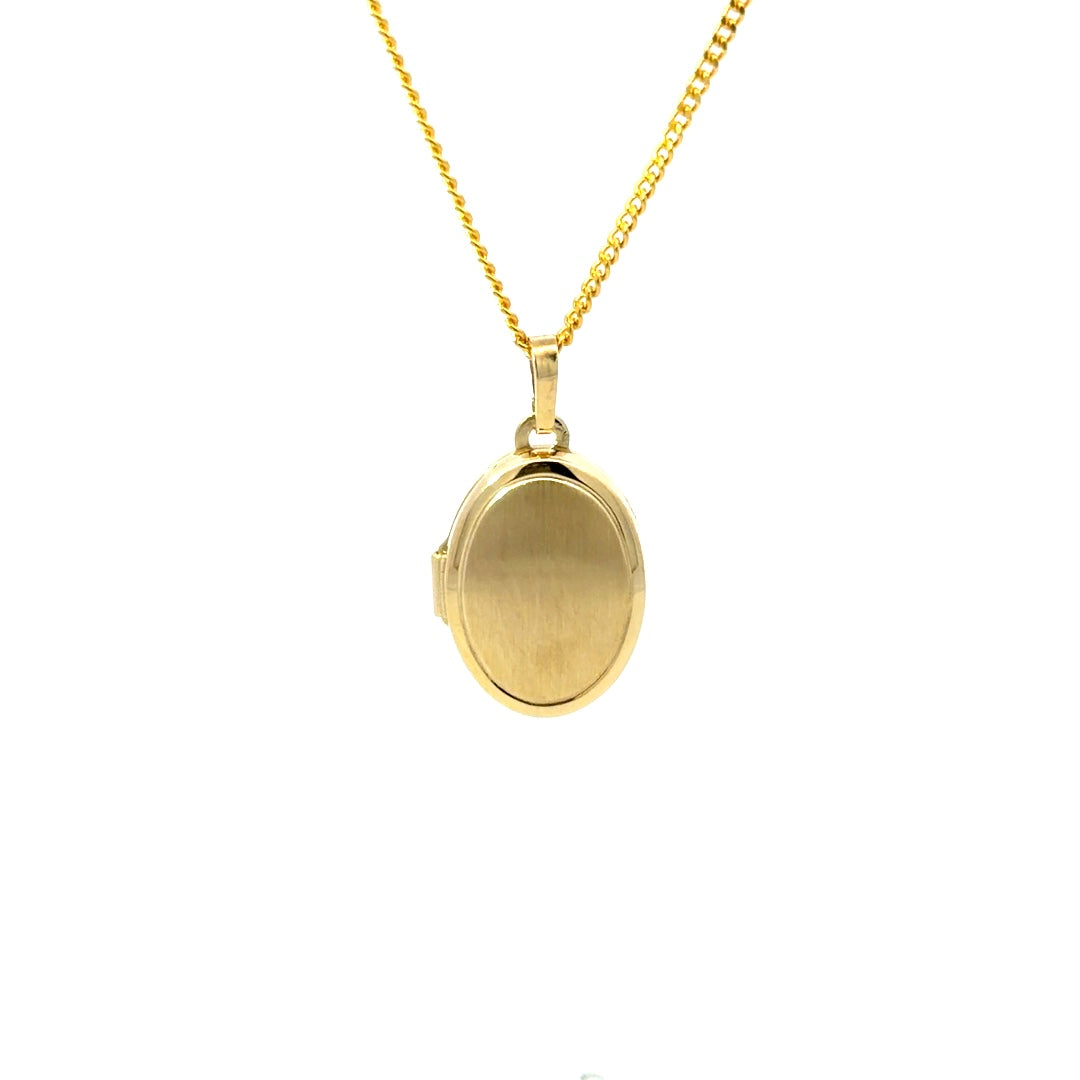 9ct Yellow Gold Oval Locket