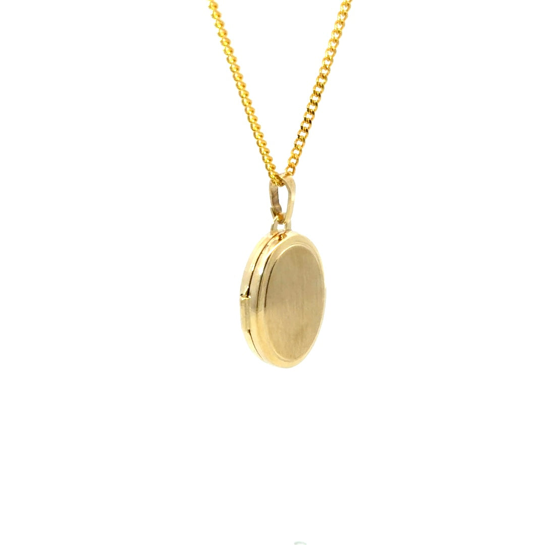 9ct Yellow Gold Oval Locket
