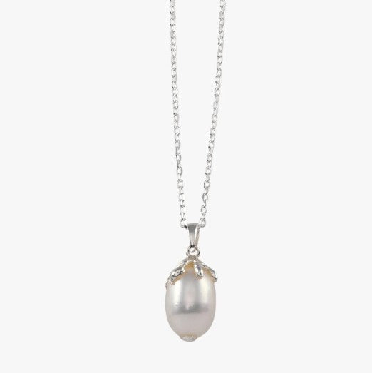 Vontreskow Sterling Silver Pearl Necklace