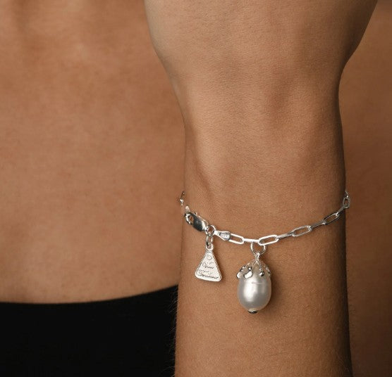 Vontreskow Sterling Silver Pearl Bracelet