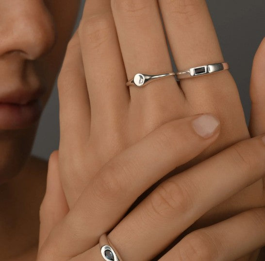 Vontreskow Sterling Silver Ring