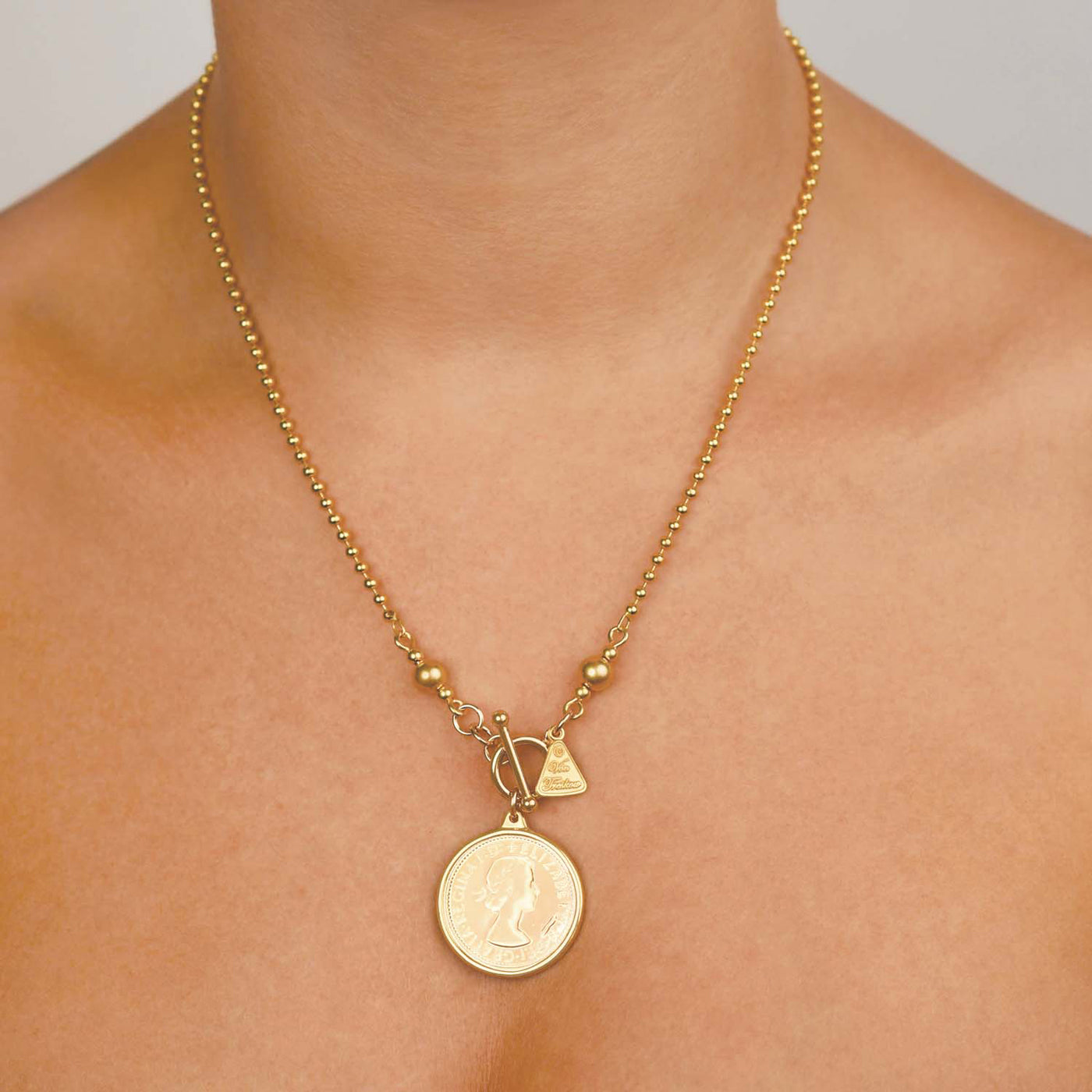 Vontreskow Yellow Gold Shilling Necklace