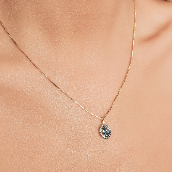 Vontreskow Yellow Gold Plated Blue Topaz Necklace