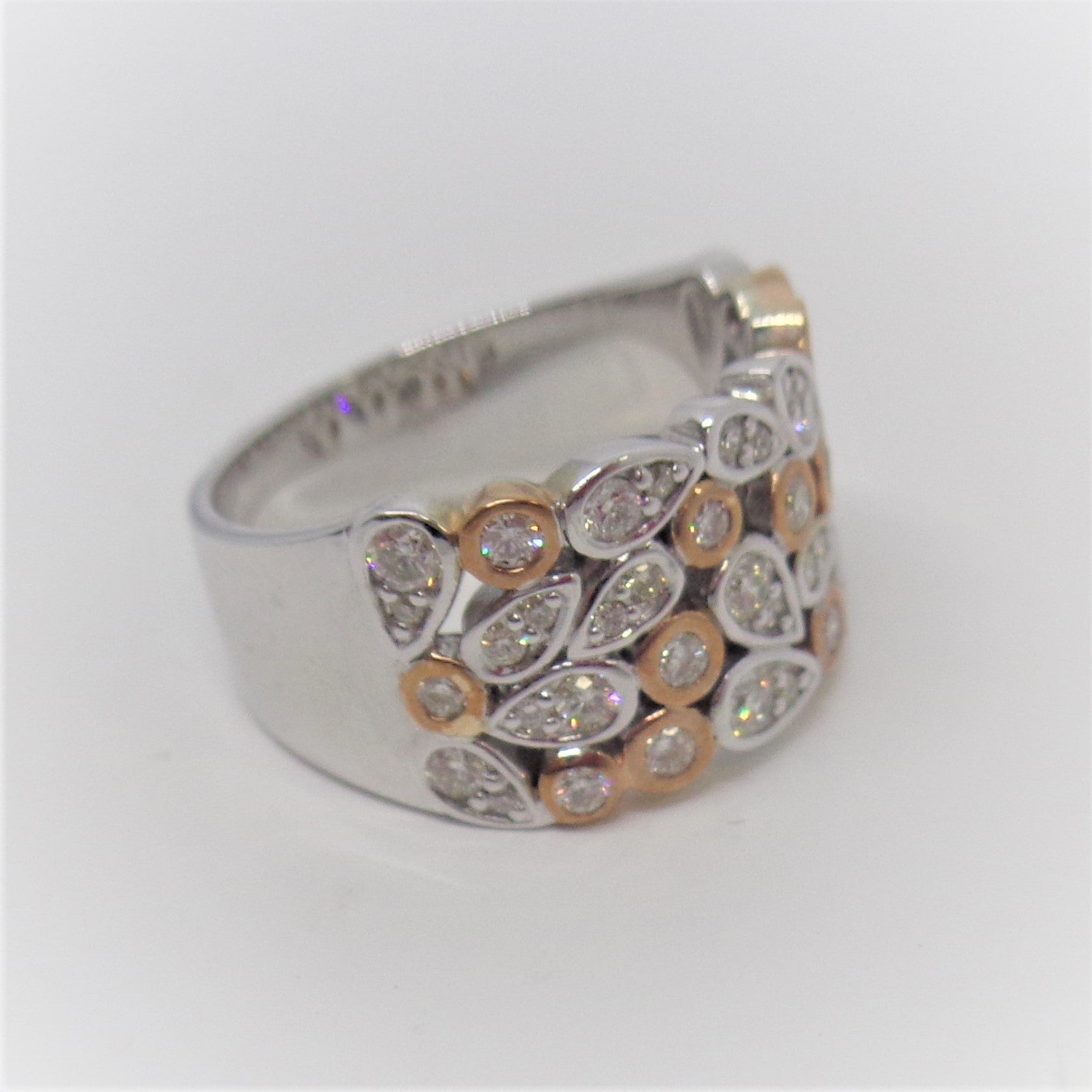 9ct White Gold and Rose Gold Diamond Ring
